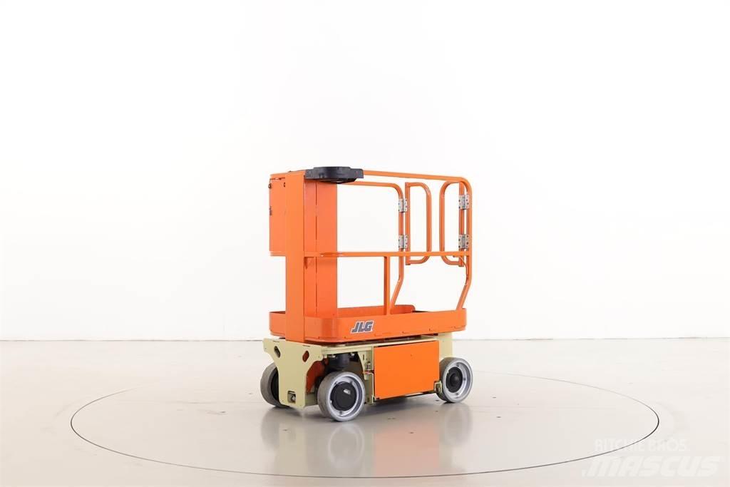 JLG 1230ES Vertikālie pacēlāji