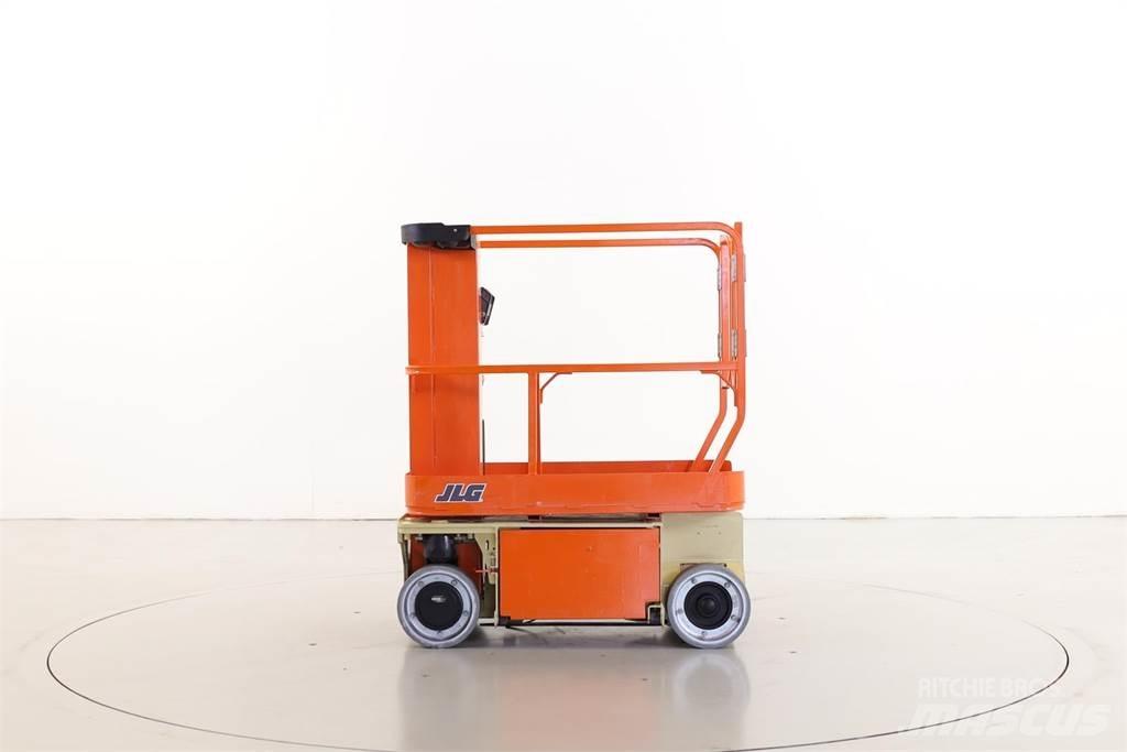 JLG 1230ES Vertikālie pacēlāji