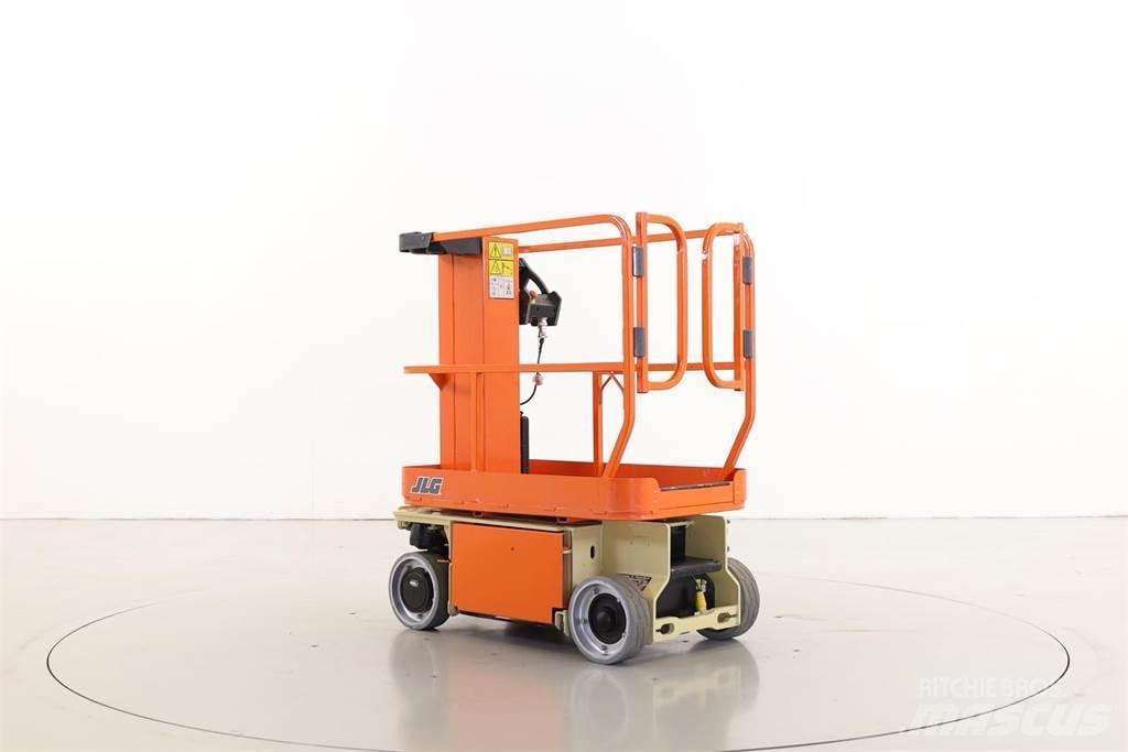 JLG 1230ES Vertikālie pacēlāji