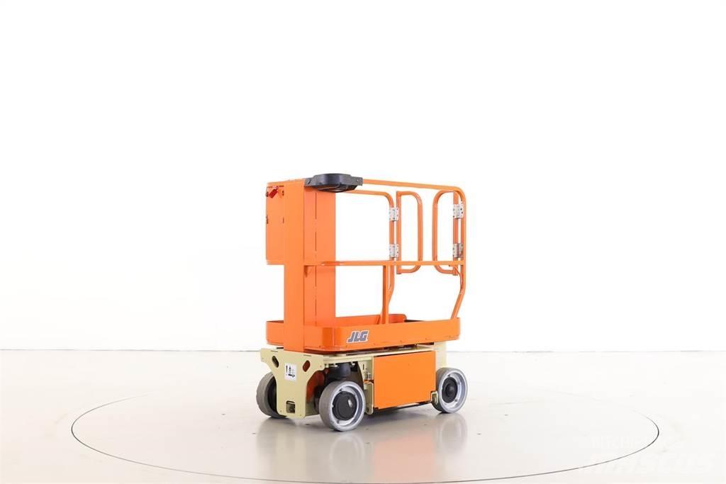 JLG 1230ES Vertikālie pacēlāji