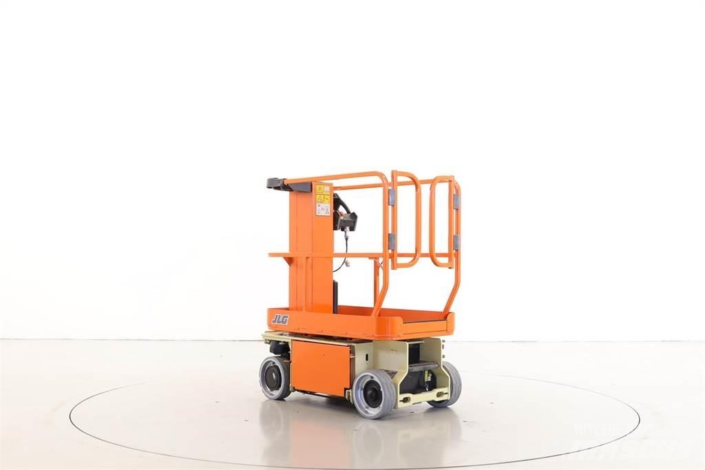 JLG 1230ES Vertikālie pacēlāji