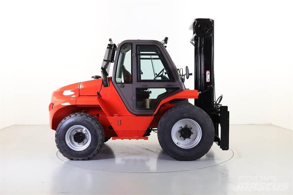 Manitou M50-4 Tehnika ar dīzeļa dzinēju