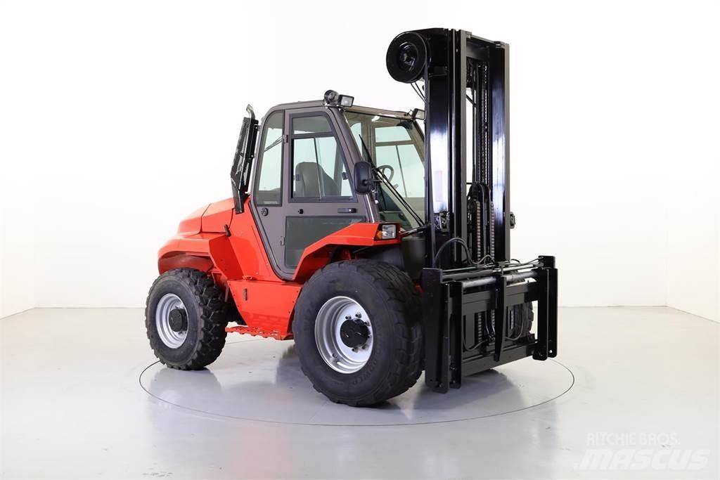 Manitou M50-4 Tehnika ar dīzeļa dzinēju