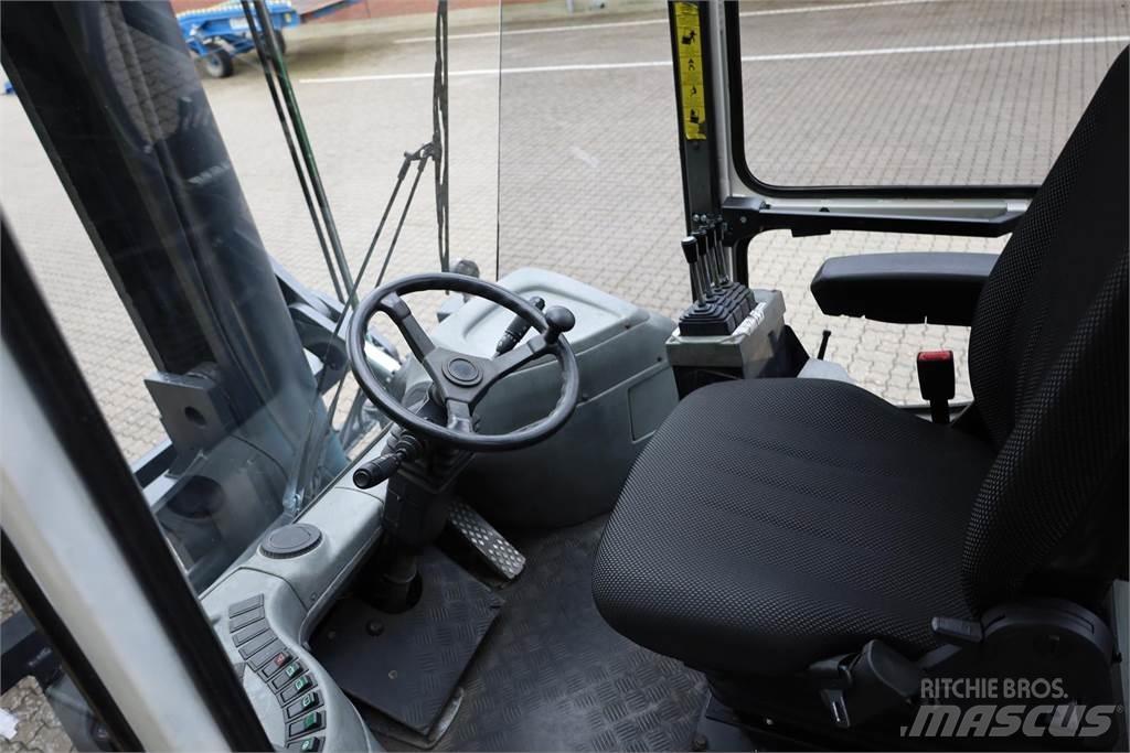 SMV SL16-1200-A Tehnika ar dīzeļa dzinēju