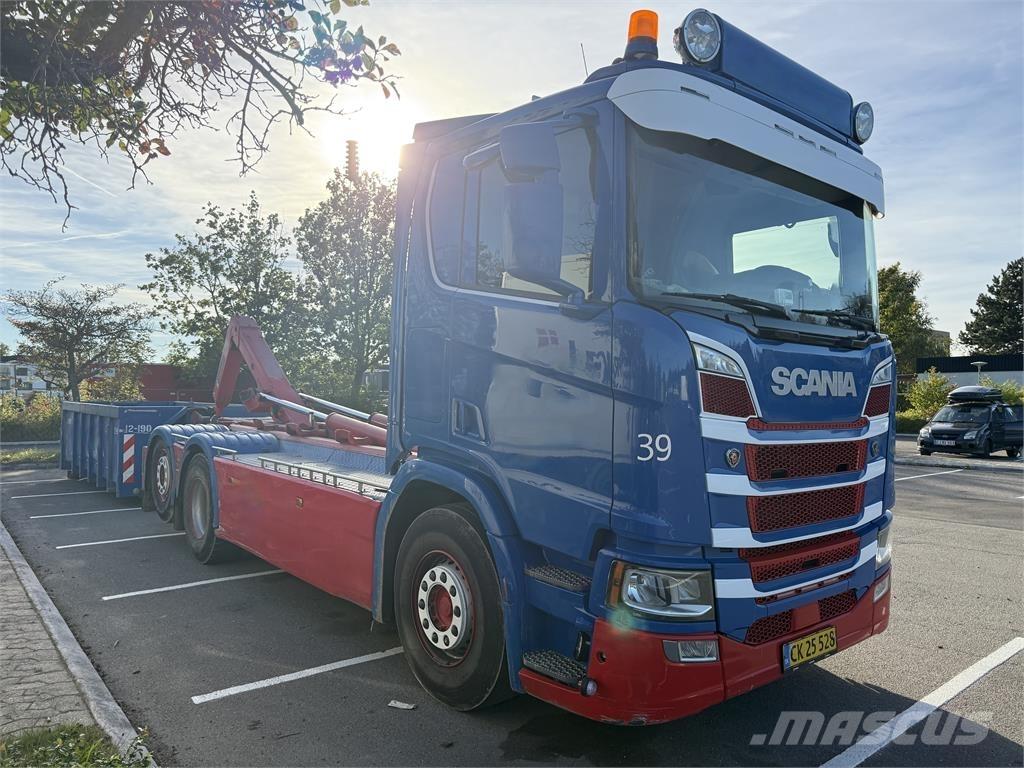 Scania R500 Kabeļu pacēlājs nomontējamām kravas mašīnām