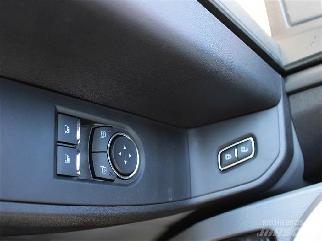 Ford F350 Pacēlāji uz automašīnas bāzes