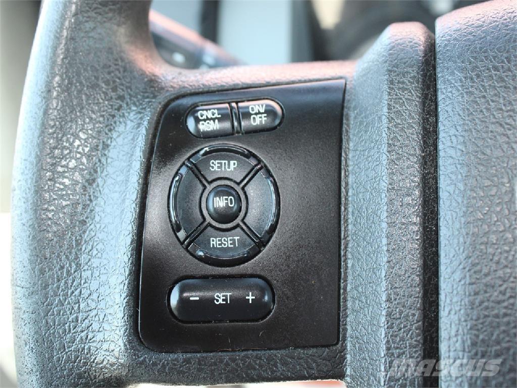 Ford F450 Pilsētas atkritumvedēji