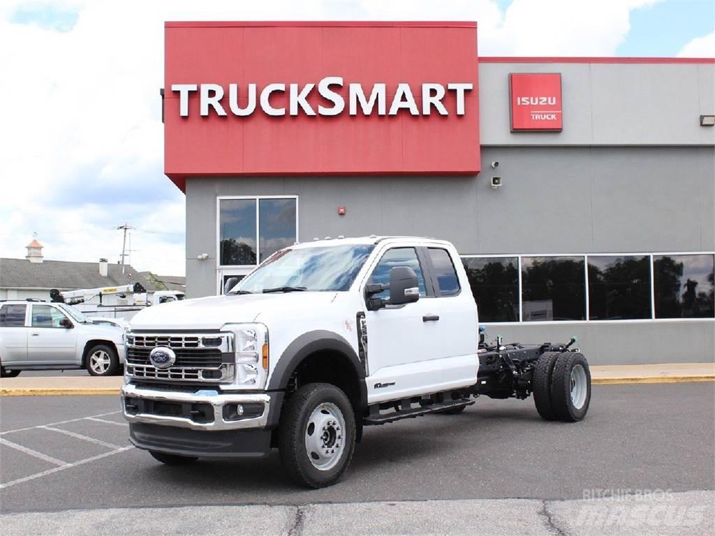 Ford F550 Šasija ar kabīni