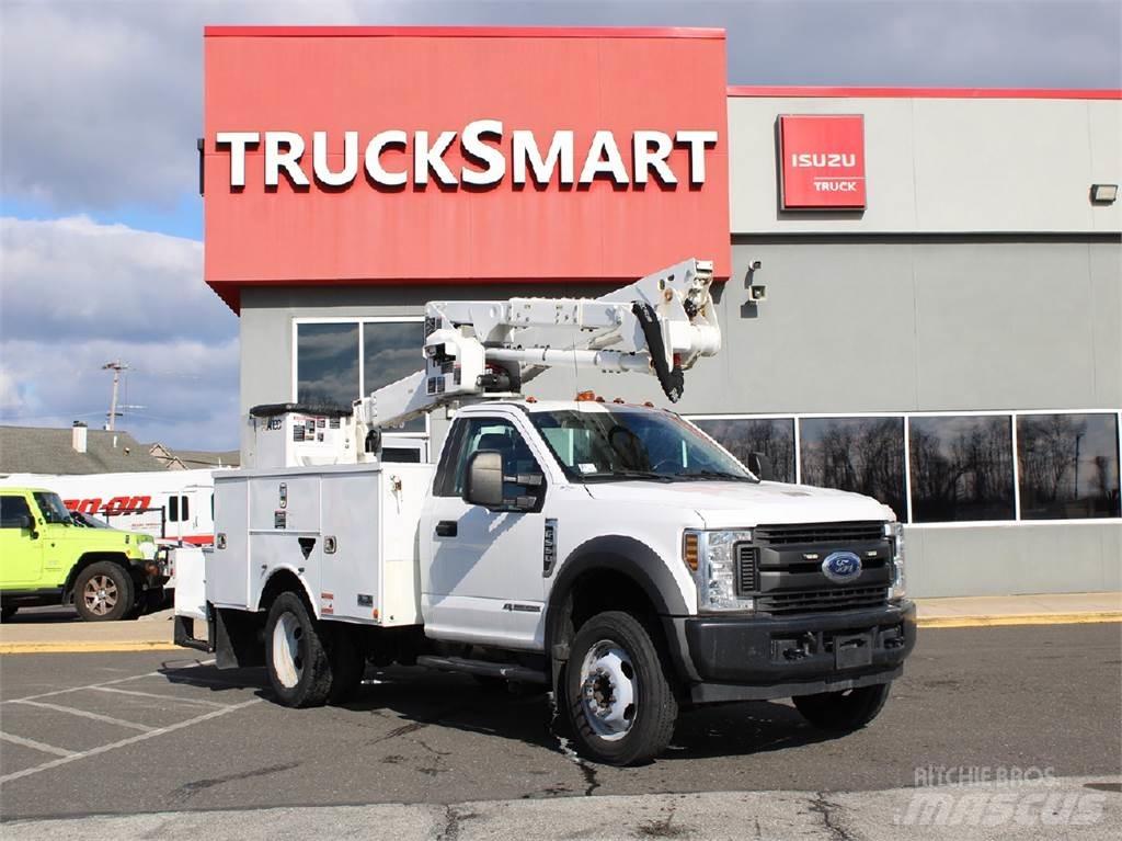 Ford F550 Pacēlāji uz automašīnas bāzes