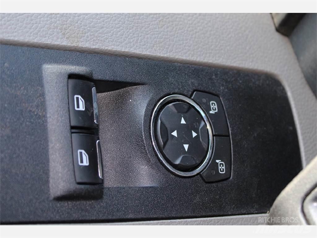Ford F550 Pacēlāji uz automašīnas bāzes
