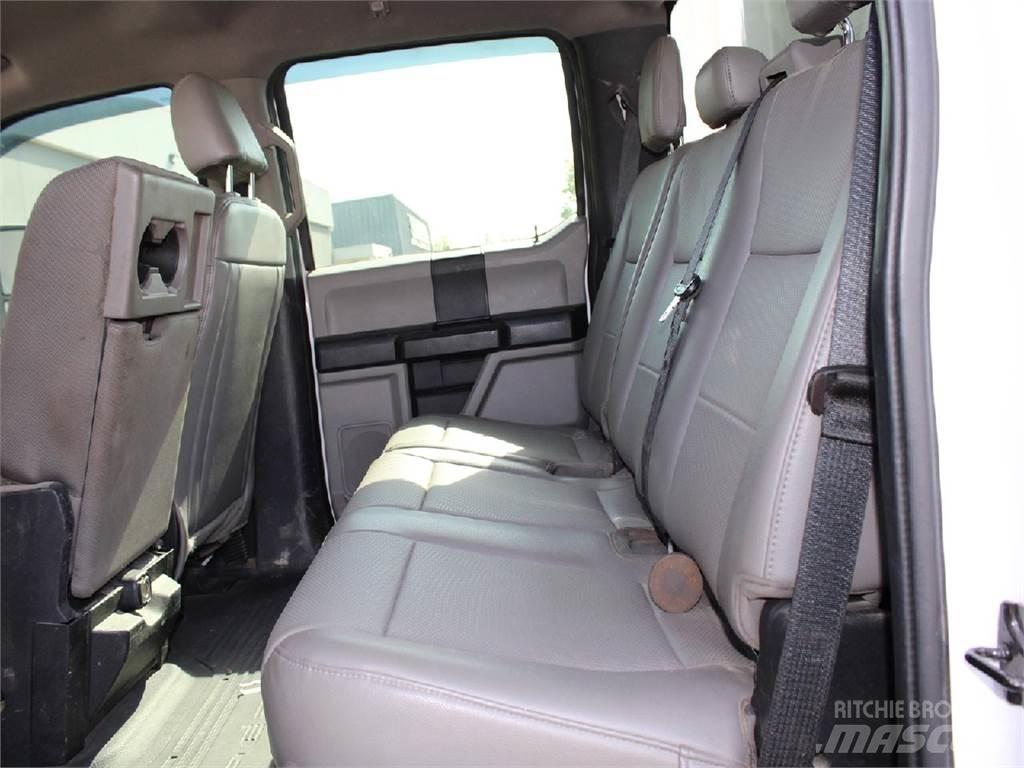 Ford F550 Pašizgāzējs