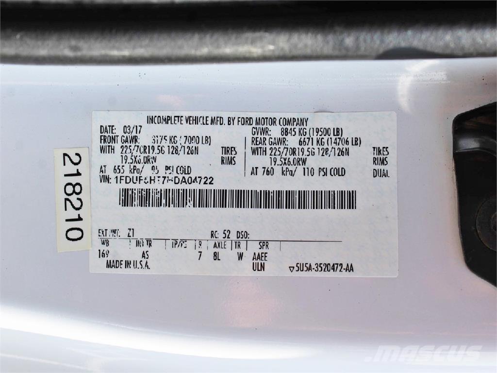 Ford F550 Pacēlāji uz automašīnas bāzes