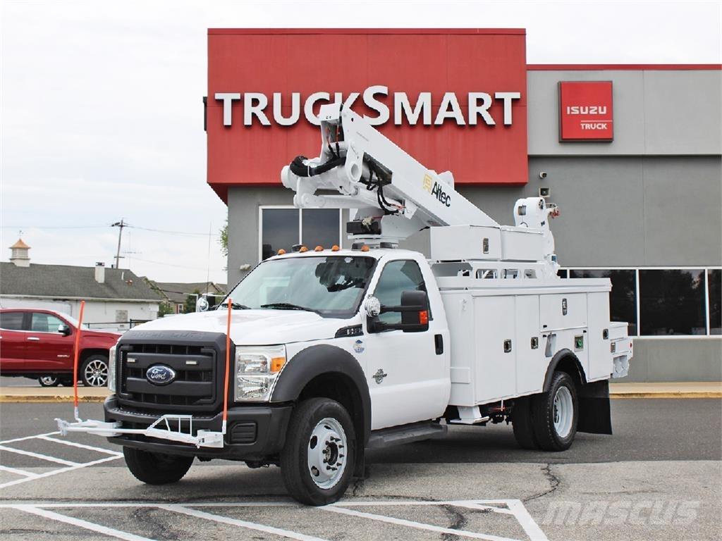 Ford F550 Pacēlāji uz automašīnas bāzes
