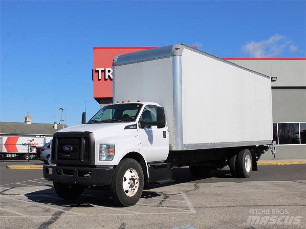 Ford F650 Furgons