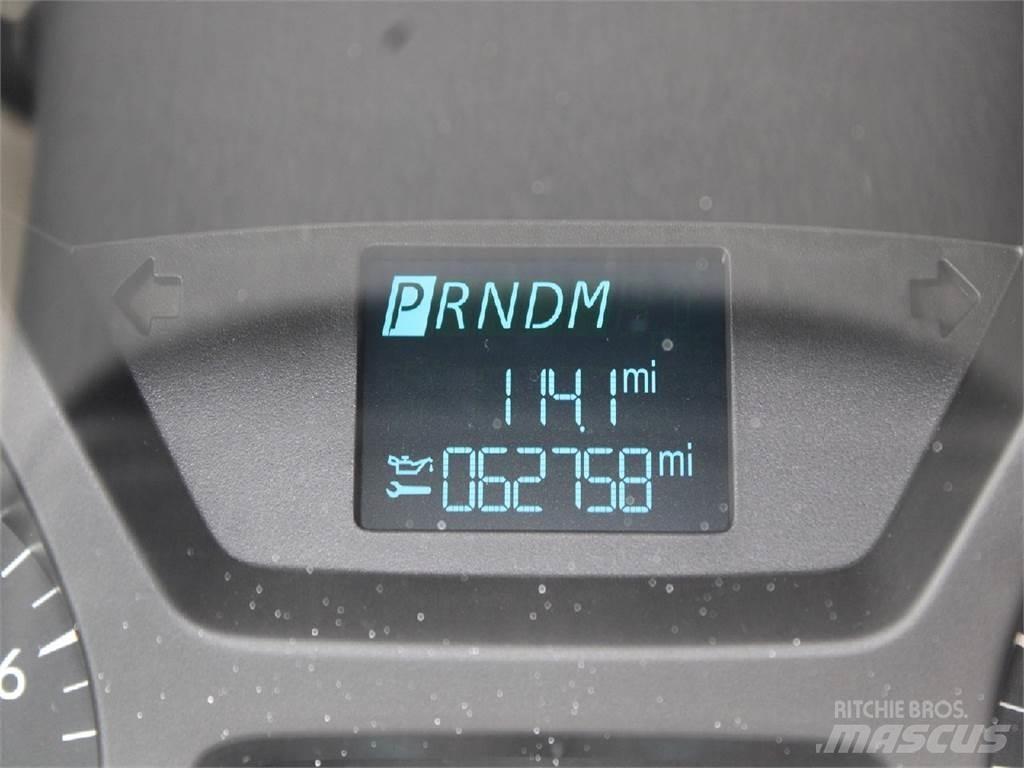 Ford Transit Pacēlāji uz automašīnas bāzes