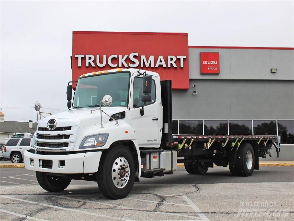 Hino 338 Platformas/izkraušana no sāniem