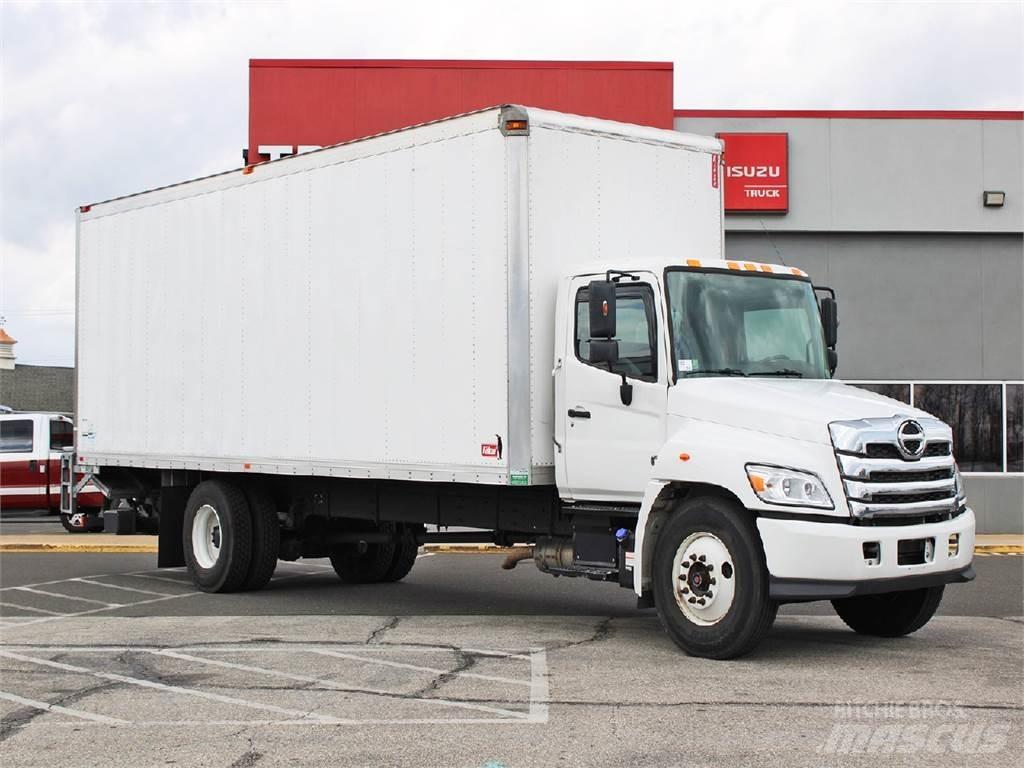 Hino L6 Furgons
