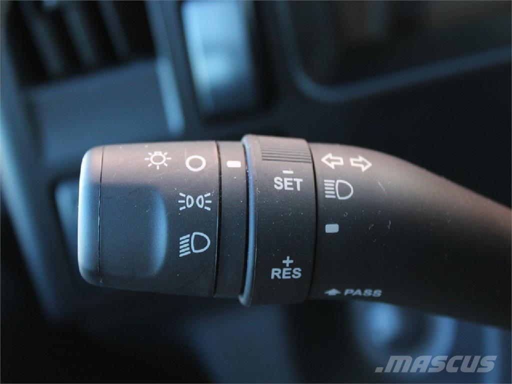 Isuzu NPR-HD Pašizgāzējs