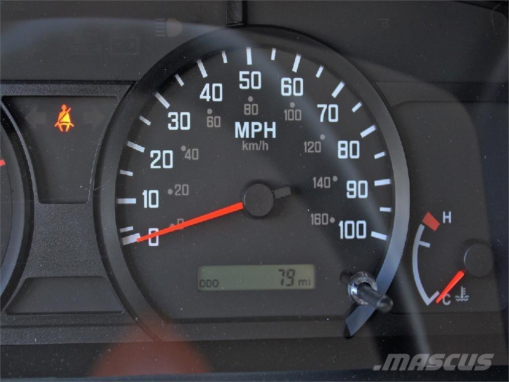 Isuzu NPR-HD Furgons