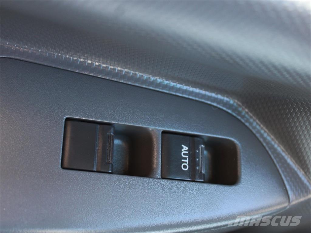 Isuzu NPR-XD Kravas automašīnas - refrižeratori
