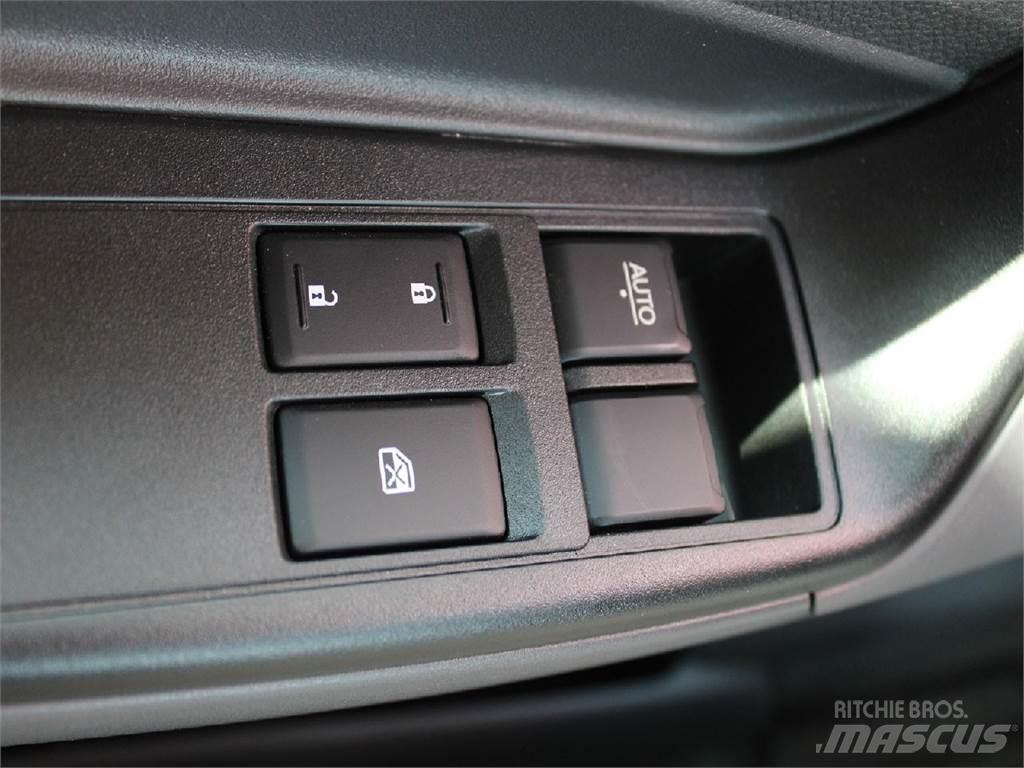 Isuzu NRR Furgons