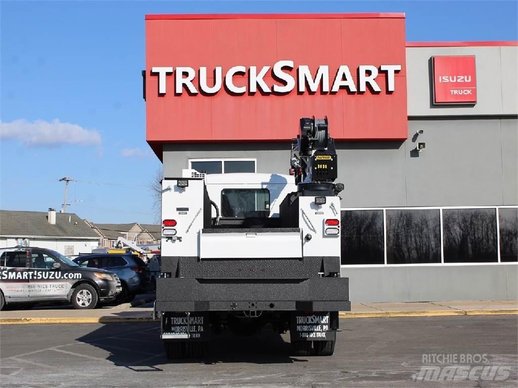 Peterbilt 537 Smagās mašīnas ar celtni