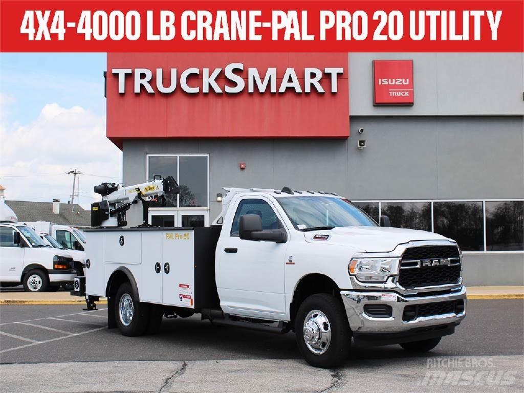 RAM 3500 Smagās mašīnas ar celtni