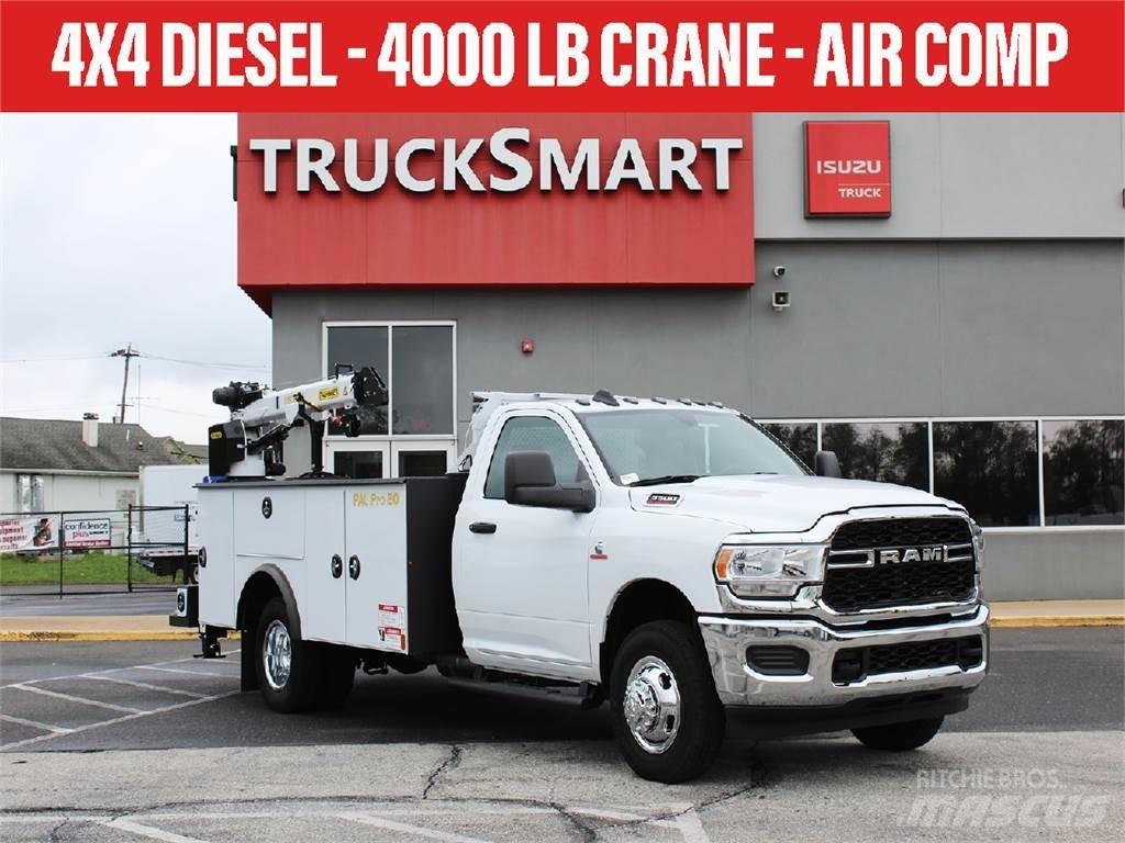 RAM 3500 Evakuators ar manipulatoru