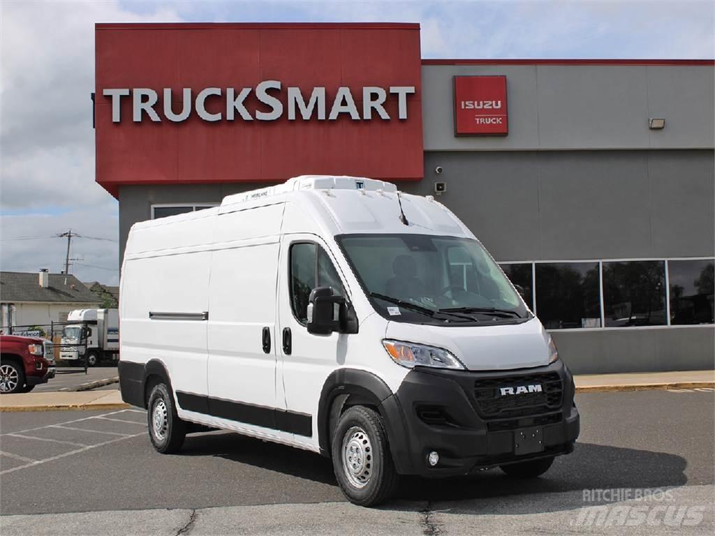 RAM PROMASTER Kravas automašīnas - refrižeratori