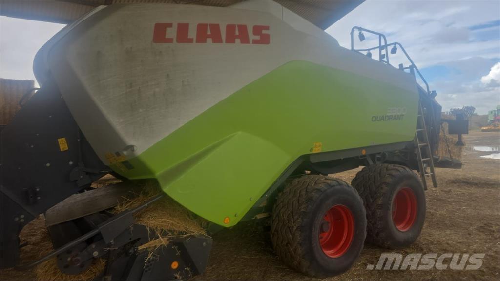 CLAAS 3300 Ķīpu preses