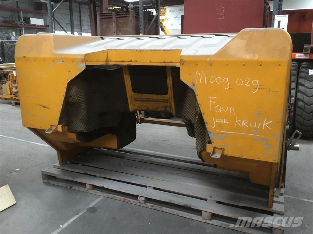 Faun KF lower cabin Kabīnes un interjers