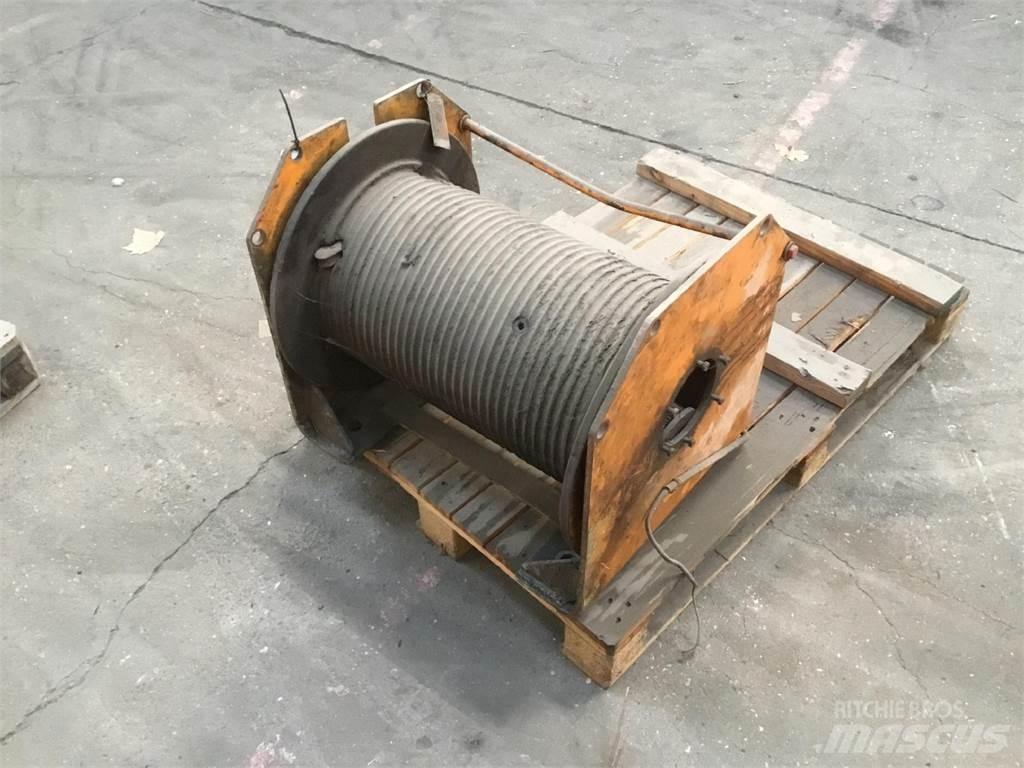 Faun RTF 30 winch Pacēlāju/krānu aprīkojums