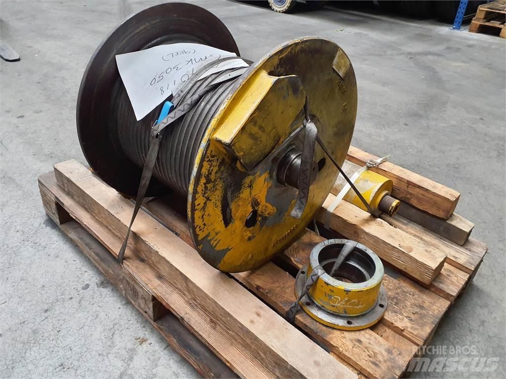 Grove GMK 3050 winch Pacēlāju/krānu aprīkojums