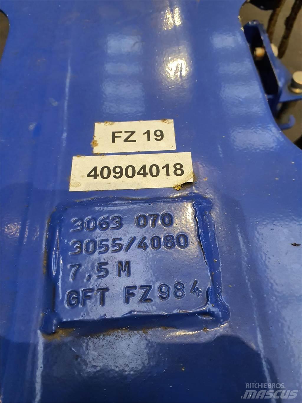 Grove GMK 4090 jib Pacēlāju/krānu aprīkojums