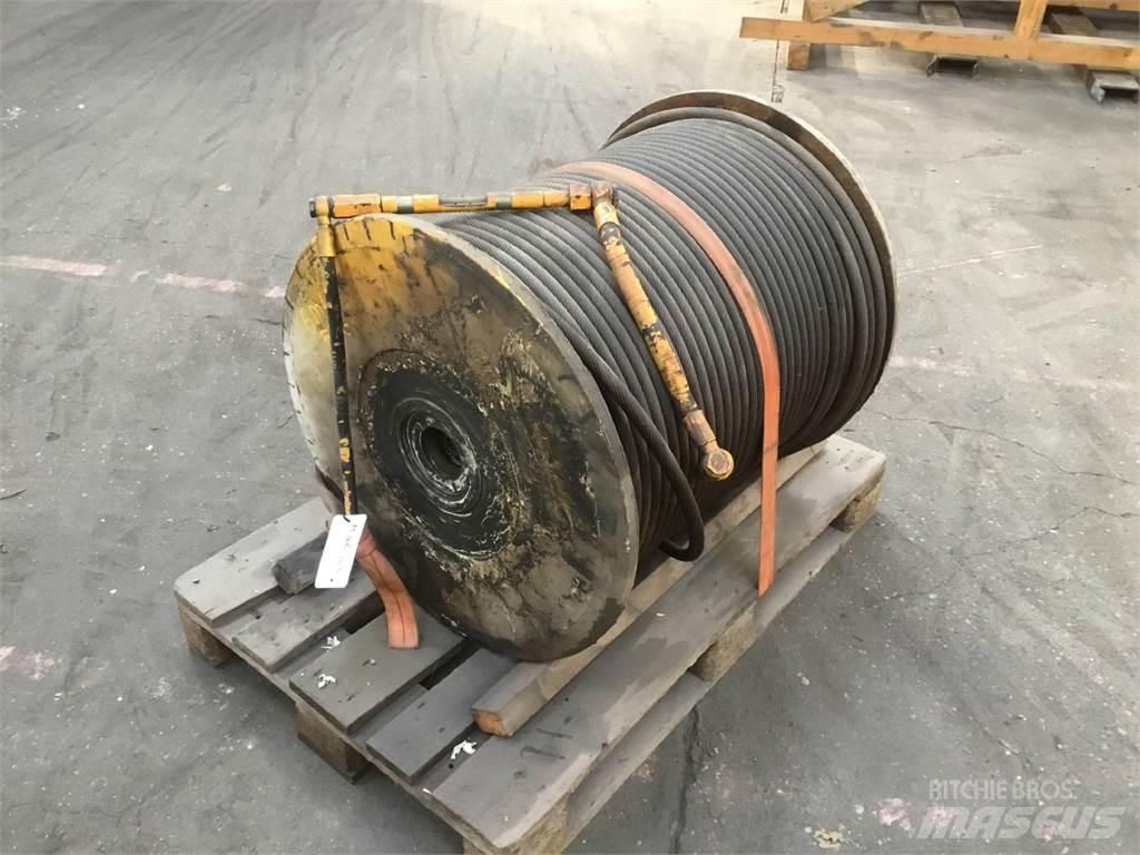 Grove GMK 5200 winch Pacēlāju/krānu aprīkojums