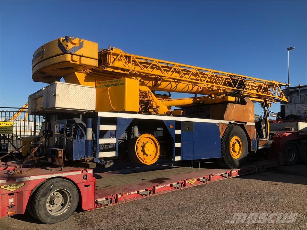 Liebherr LTM 1030-2 Visurgājēji celtņi