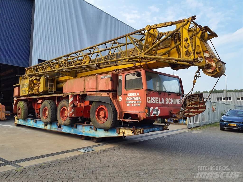 Liebherr LTM 1100 Visurgājēji celtņi