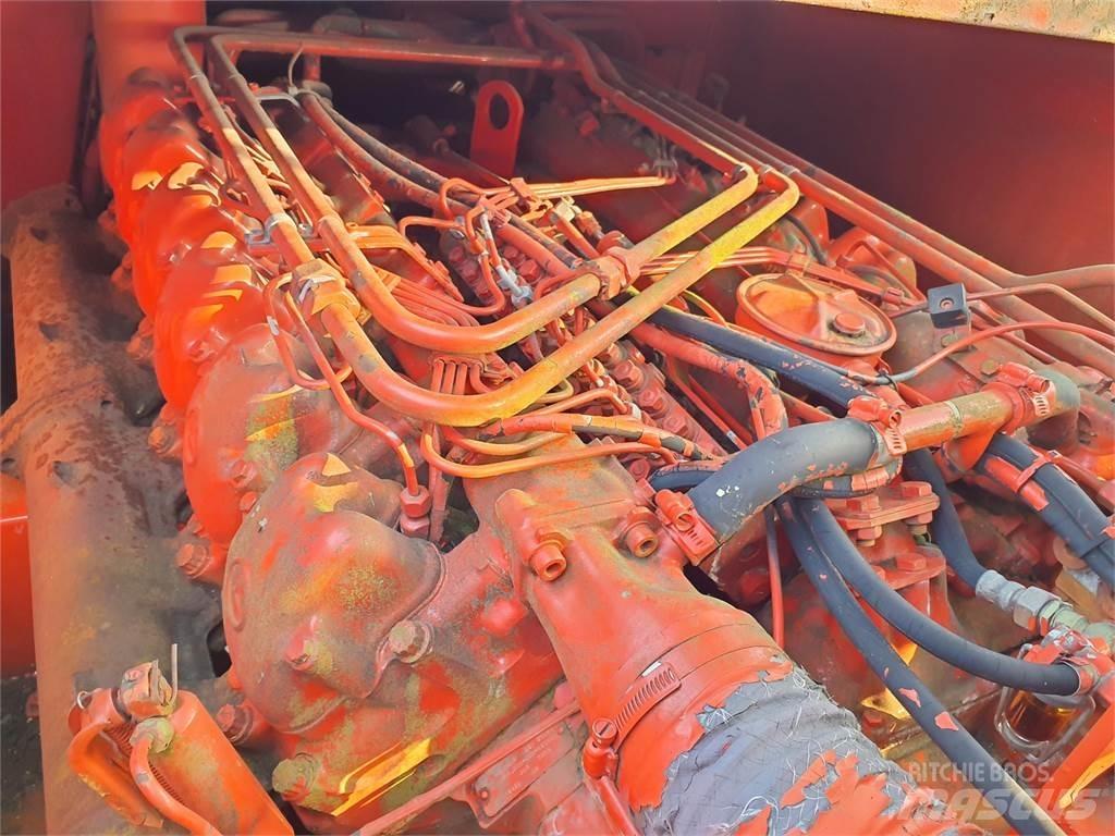 Liebherr LTM 1100 Visurgājēji celtņi