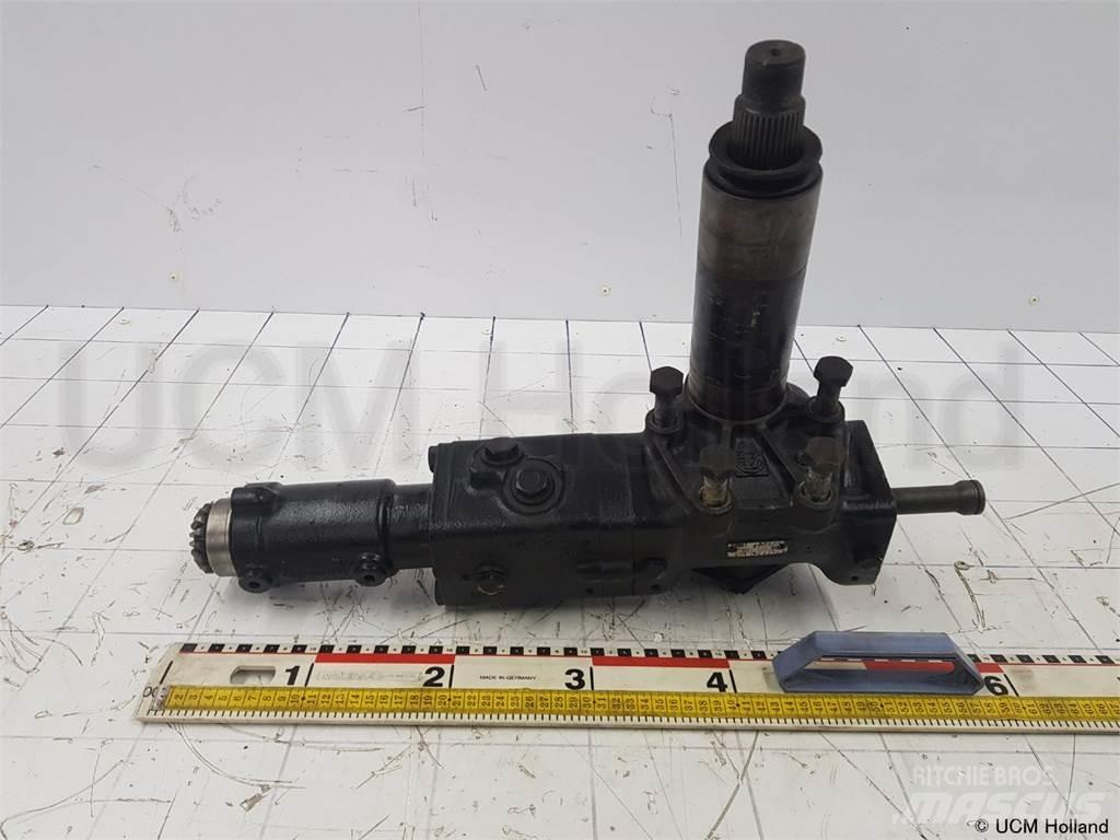  Steering box Pacēlāju/krānu aprīkojums
