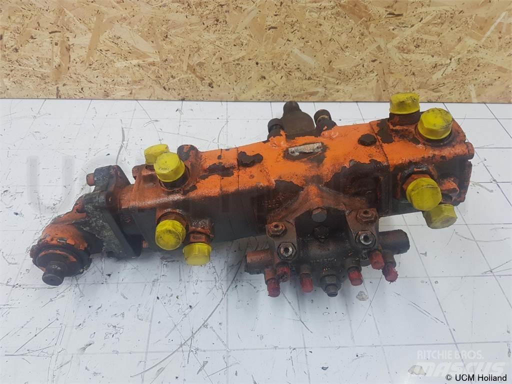  Steering box 210bar Pacēlāju/krānu aprīkojums