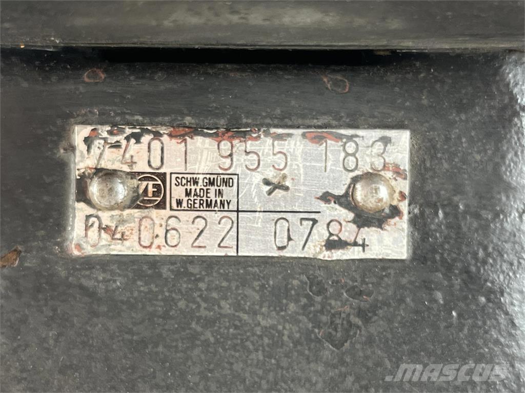 ZF Steering Box Pacēlāju/krānu aprīkojums