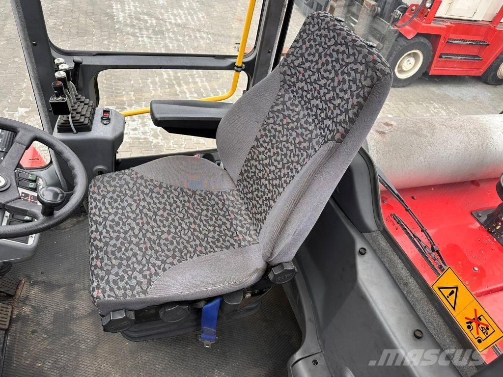 Kalmar DCD250-12LB Tehnika ar dīzeļa dzinēju