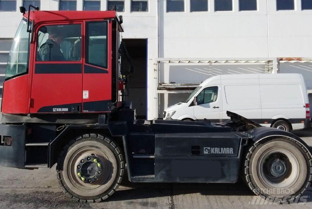 Kalmar TR618 Terminālie traktori