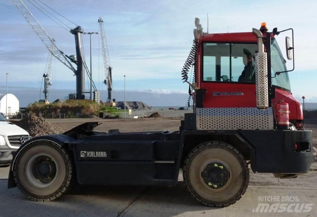 Kalmar TR618 Terminālie traktori