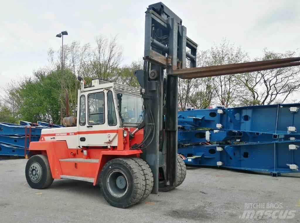 Svetruck 13,6-120-32 Tehnika ar dīzeļa dzinēju