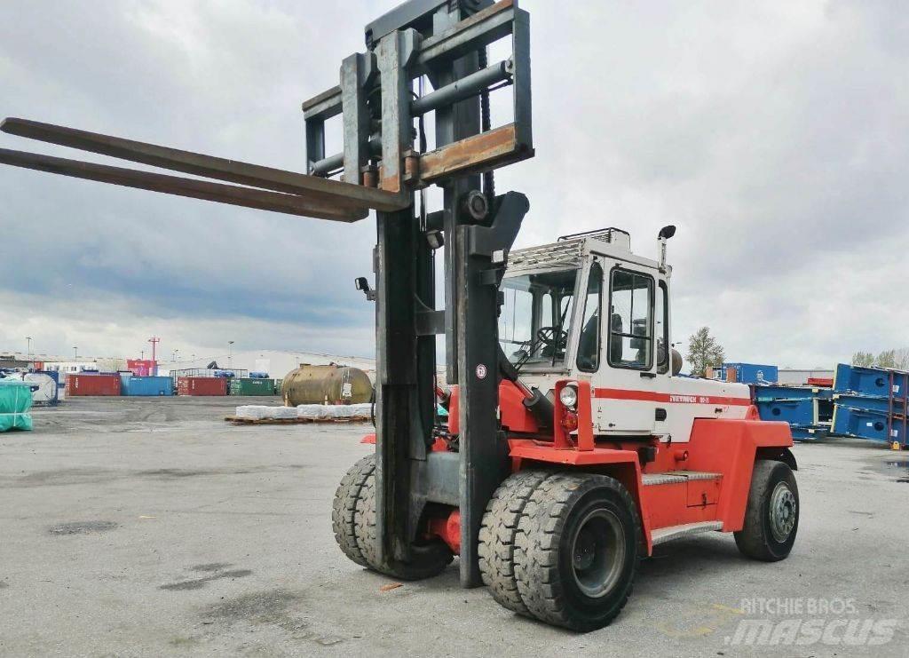 Svetruck 13,6-120-32 Tehnika ar dīzeļa dzinēju