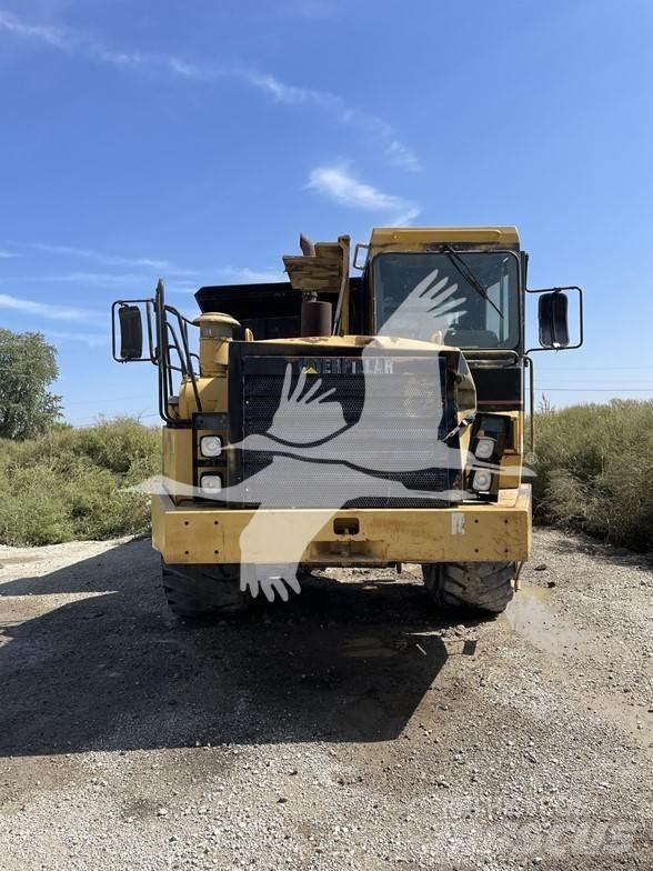 CAT D400D Artikulētie pašizgāzēji