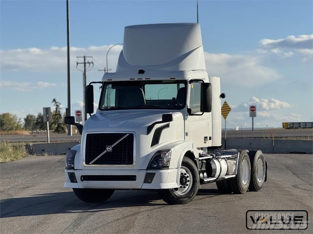 Volvo VNL300 Vilcēji