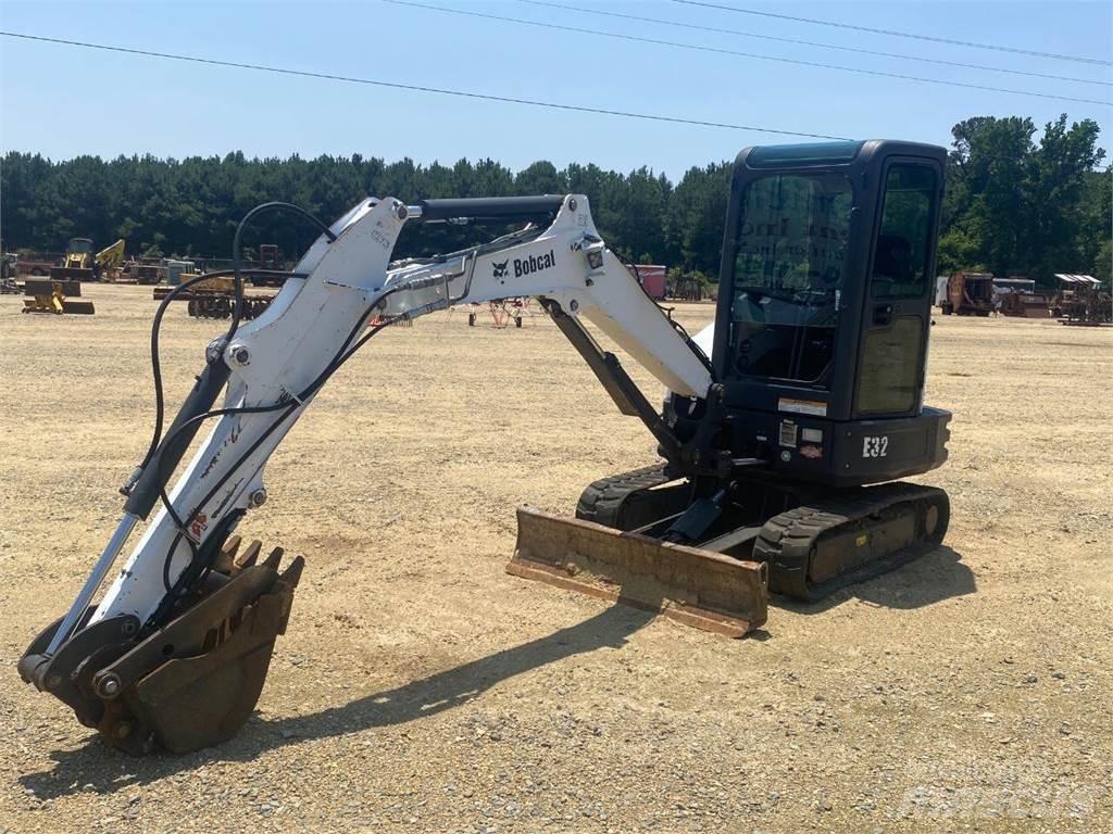 Bobcat E32 Būvniecība- Citi