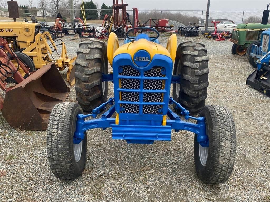 Ford 4000 Būvniecība- Citi